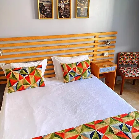 招待所 O Tourinho 巴勒尔